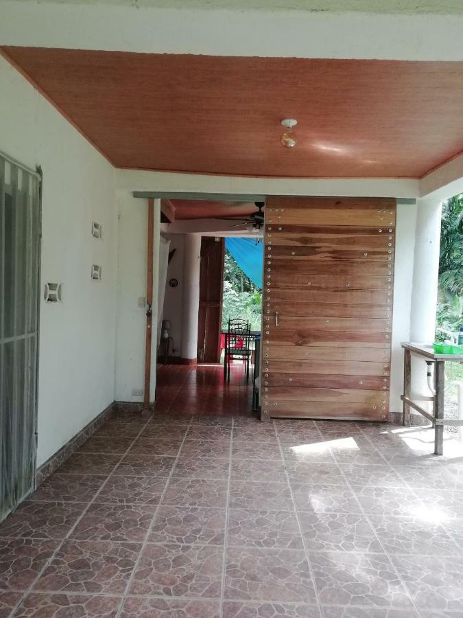 Green Corner Cahuita Εξωτερικό φωτογραφία